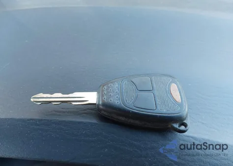 2005 Dodge Caravan Sxt z USA, uszkodzony, nr VIN 1D4GP45R55B239941